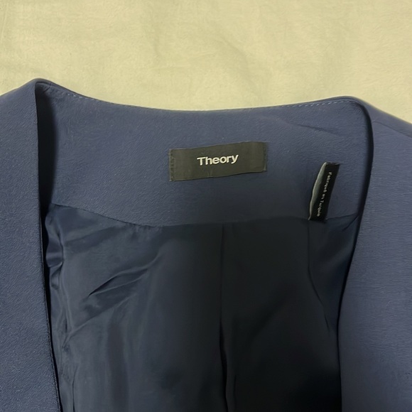 Blue blazer - Picture 3 of 4